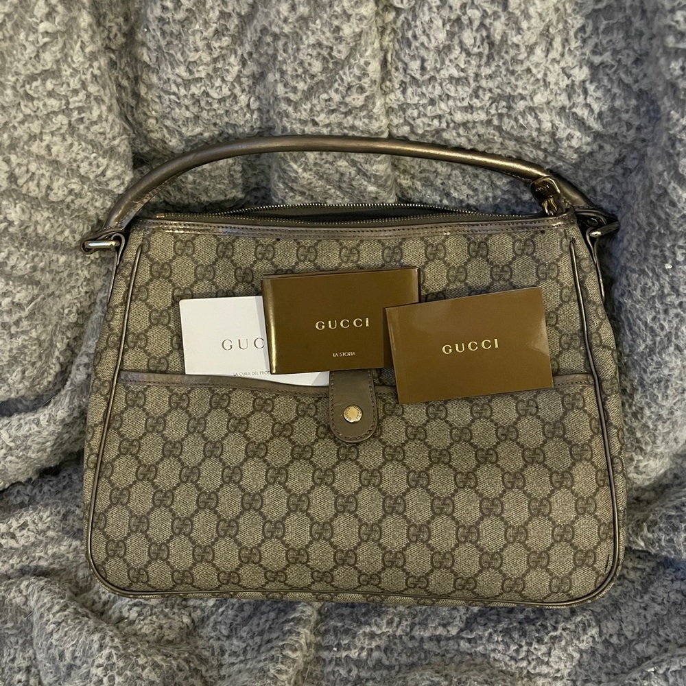 ✨Gucci Leather Satchel✨